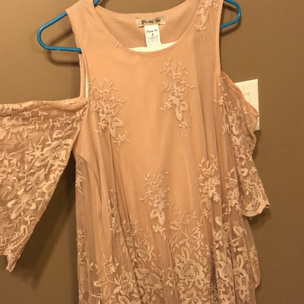 Boutique cold shoulder blouse